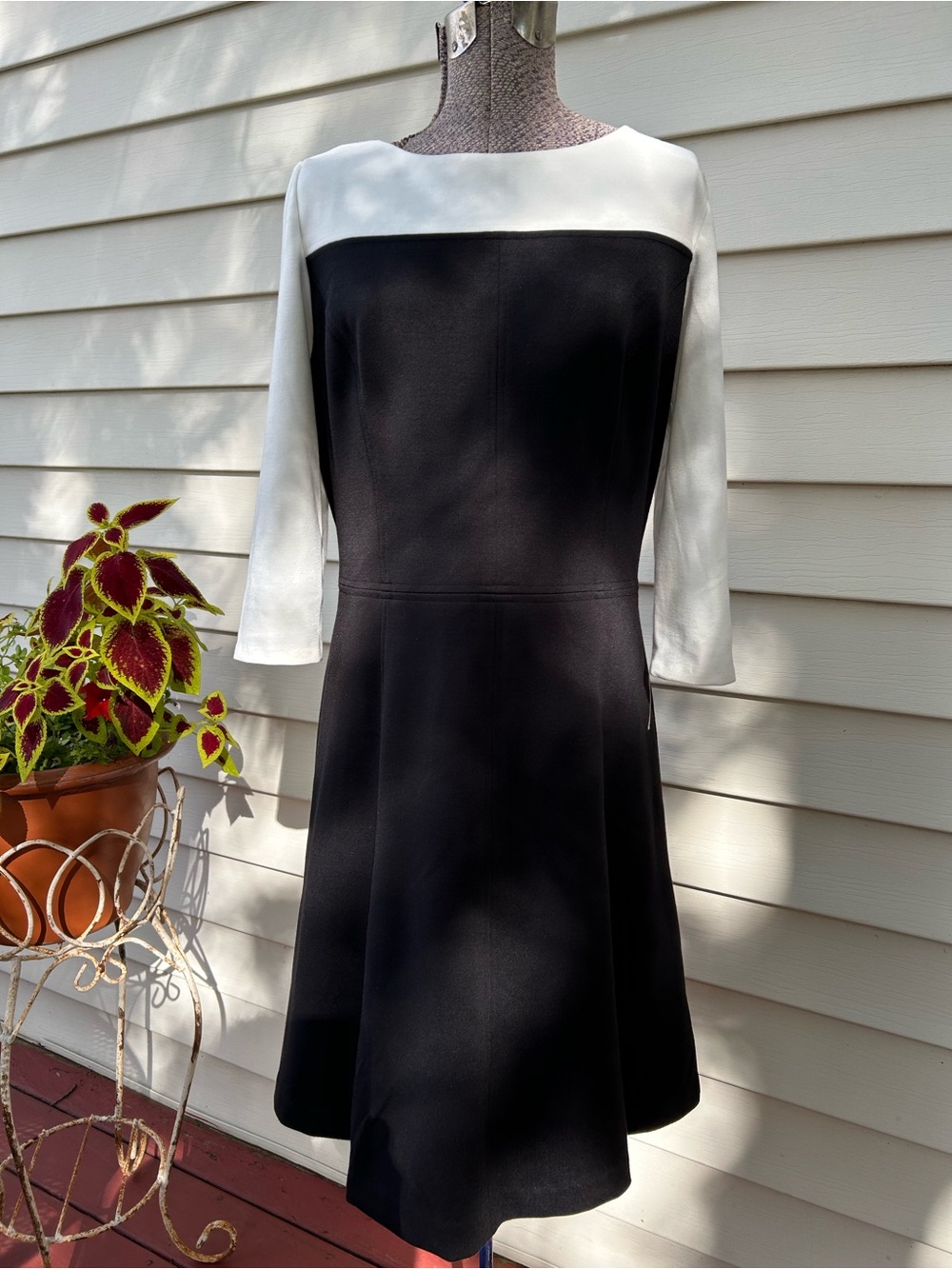 Chaps Black and Off White Boatneck A-Line Dress 14 NWOT